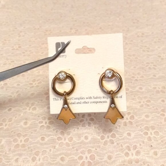 Vintage Clear Crystal Gold Tone Dangle Drop Earrings Timeless VTG Jewelry - Picture 1 of 8